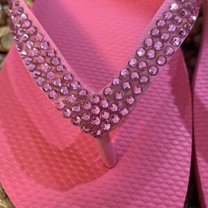 HAVAIANAS SWAROVSKI CRYSTAL FLIP FLOPS 🌺